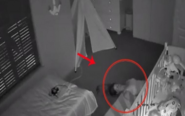 สามีติดกล้องวงจรปิด ในห้องนอนลูก แต่กลับเจอภรรยาทำสิ่งที่ไม่คาดฝัน? (คลิป)