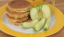 แพนเค้กแอปเปิ้ล Apple Pancake