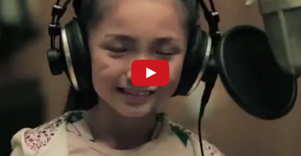 หนูน้อยวัย 12 ชาวมาเลเซีย โชว์การร้องเพลง ที่จะทำให้คุณต้องทึ่ง!!!