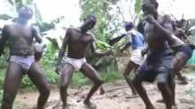 คลิปต้นตำหรับการเต้นของชาวอาฟริกัน ที่คนเอาไปใส่มิกซ์ฯ เยอะแยะ