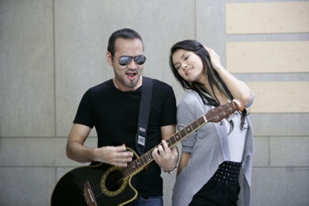 ย้อนชมเอ็มวีเพลงดัง ที่นักร้องแถวหน้าของเมืองไทย ร่วมงานกับดารา AV ชื่อดังของญี่ปุ่น
