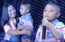 โคตรทึ่ง!!! น้องภูมิ หนูน้อยสู้ชีวิตวัย 10 ขวบ กับลีลาครวญเพลง เรียกพี่ได้ไหม