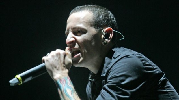 บีบหัวใจ! ทอม Room39 โชว์พลังเสียงร้อง In The End อาลัย “เชสเตอร์ Linkin Park” (คลิป)