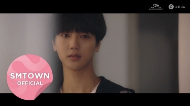 เพลงมาใหม่  문 열어봐 (Here I am) - YESUNG [Official MV]