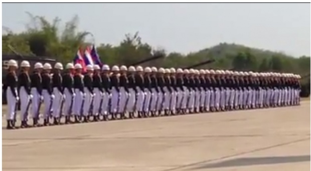 ชาวเน็ตแห่ไลค์!! คลิปพิธีสวนสนามของทหารไทย สวยงามมาก (มีคลิป)
